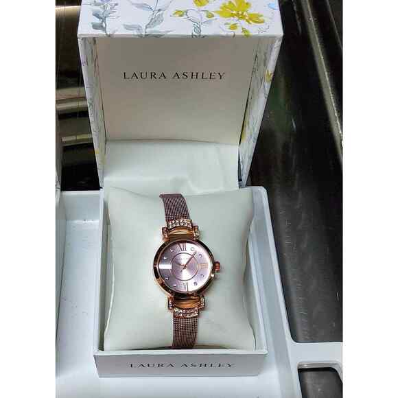 WOMEN'S DESIGNER WRIST WATCH IN LAURA ASHLEY GIFT BOX! CHOOSE ONE - BRAND NEW! - Picture 8 of 9